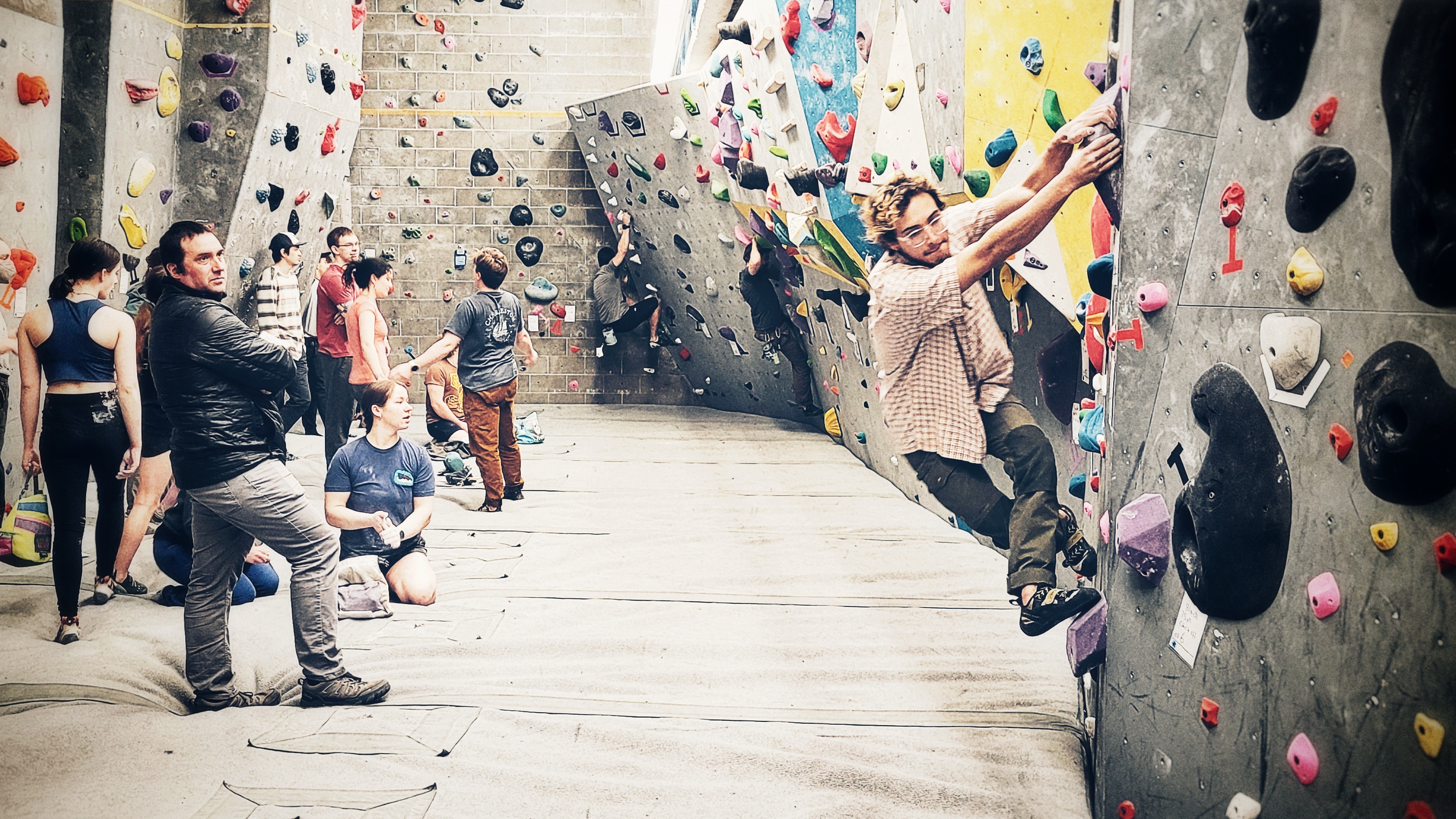 A climber cruises through a boulder problem